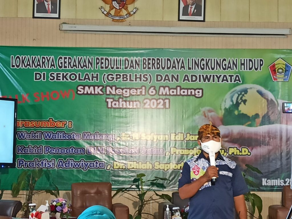 Kerjasama Pembinaan Adiwiyata SMK Negeri 7 Malang Dengan Adiwiyata SMK Negeri 6 Malang